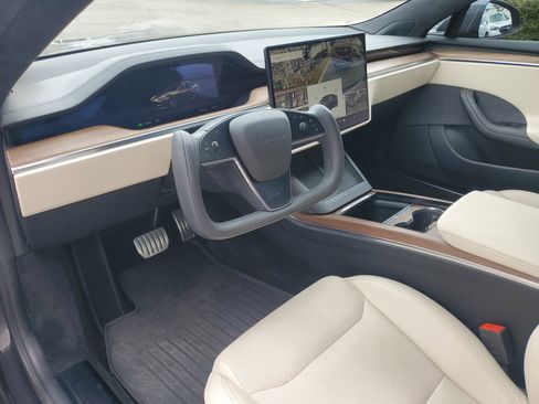 Used 2021 Tesla Model S Long Range image 10