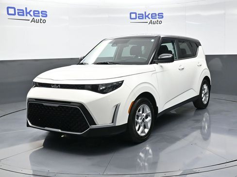 New 2025 Kia Soul S image 4