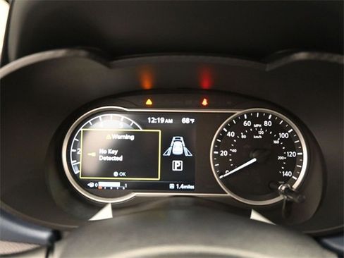 New 2025 Nissan Versa SV w/ Trunk Package image 17