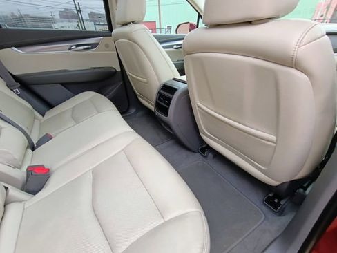 Used 2017 Cadillac XT5 Premium Luxury w/ Advanced Security Package image 53