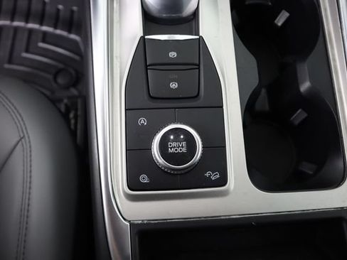 Used 2021 Ford Explorer XLT w/ Equipment Group 202A AWD/4WD image 55