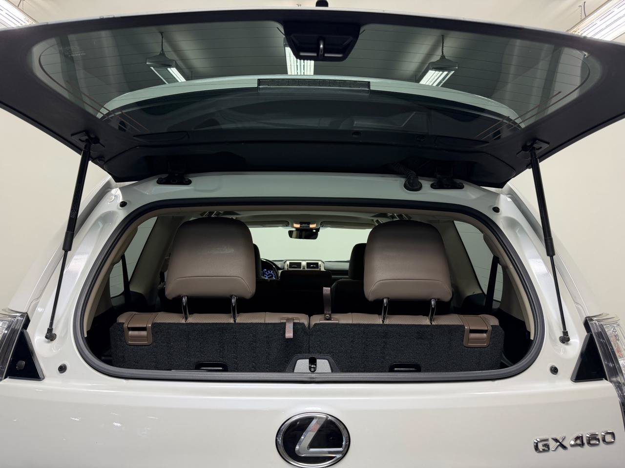 Used 2020 Lexus GX 460 Premium w/ Premium Package AWD/4WD image 36