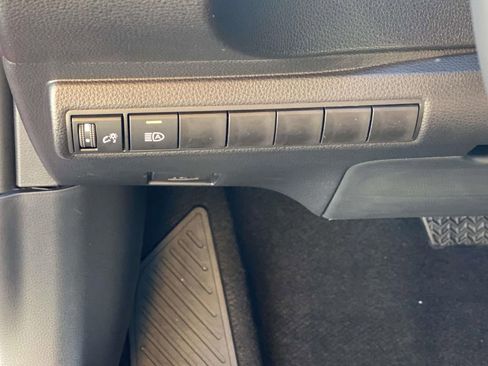 New 2026 Toyota Corolla SE image 28