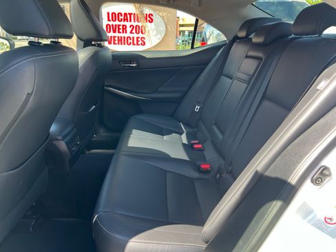 Used 2014 Lexus IS 250 w/ Navigation Package RWD image 11