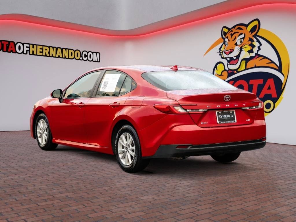 Used 2025 Toyota Camry LE FWD image 8