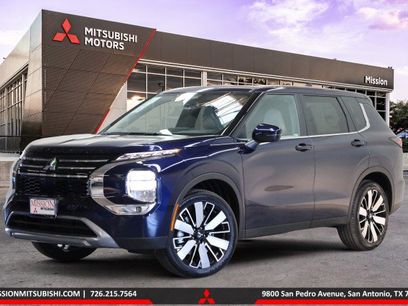 New 2025 Mitsubishi Outlander SE