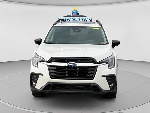 Used 2025 Subaru Ascent Limited AWD/4WD image 8