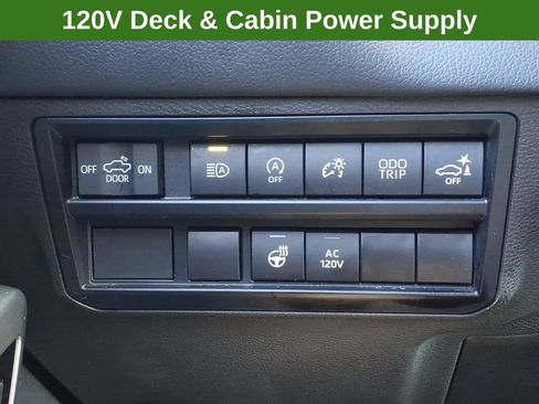 Used 2023 Toyota Tundra Limited AWD/4WD image 29