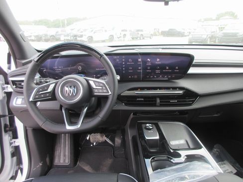 New 2026 Buick Enclave Sport Touring w/ Super Cruise Package image 17