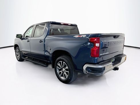 Used 2023 Chevrolet Silverado 1500 LT AWD/4WD image 5