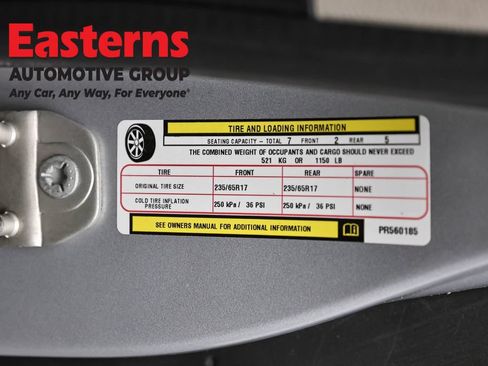 Used 2023 Chrysler Pacifica Touring-L FWD image 37