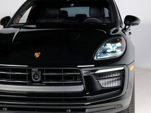 New 2026 Porsche Macan S image 33