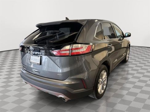 Used 2022 Ford Edge Titanium image 7