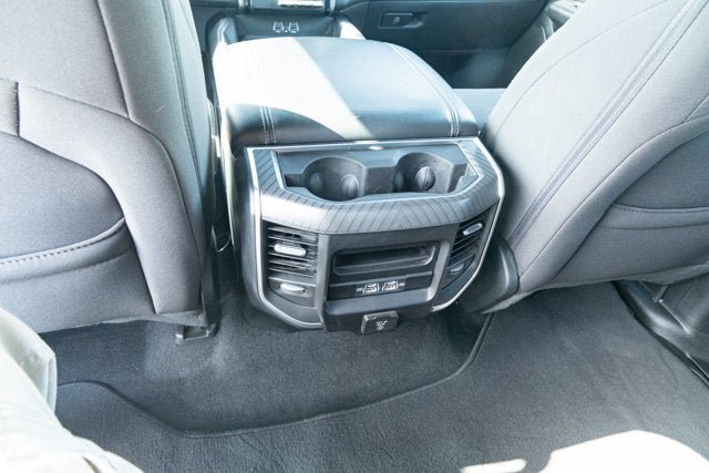 Used 2025 RAM 1500 Big Horn AWD/4WD image 36