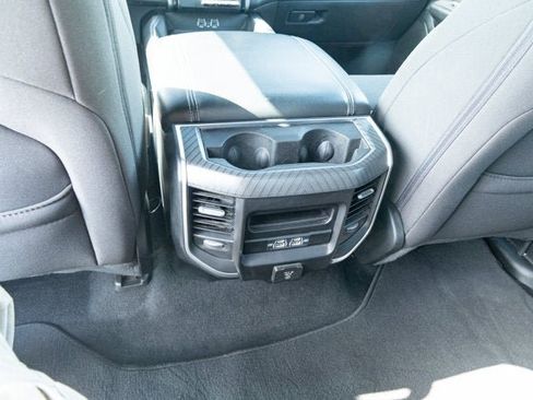 Certified 2025 RAM 1500 Big Horn AWD/4WD image 36