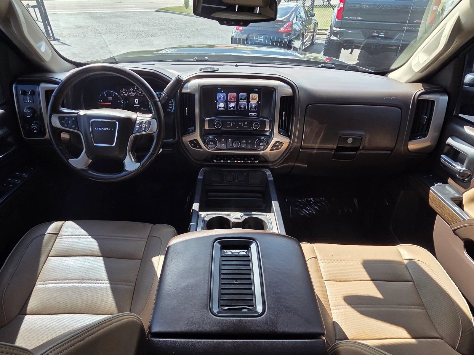 Used 2019 GMC Sierra 3500 Denali w/ Duramax Plus Package AWD/4WD image 18