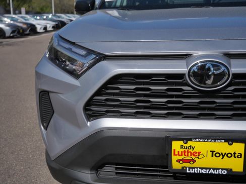 Certified 2025 Toyota RAV4 LE AWD/4WD image 17