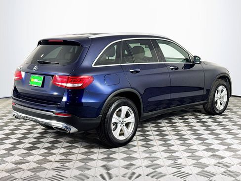 Used 2018 Mercedes-Benz GLC 300 w/ Premium Package image 8