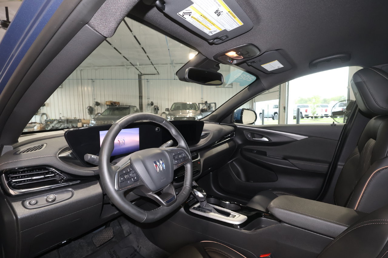 Used 2026 Buick Envista Avenir FWD image 9