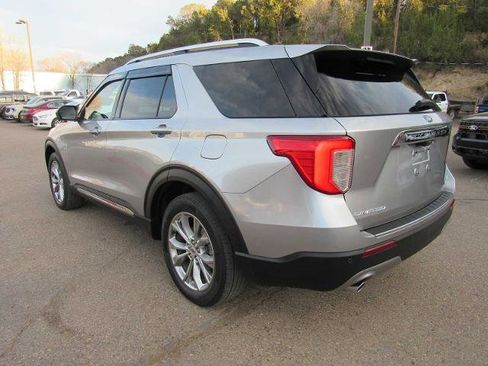 Certified 2022 Ford Explorer Limited image 5