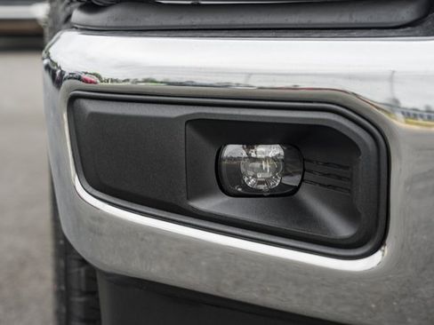 New 2026 Ford F350 Lariat w/ FX4 Off-Road Package image 16