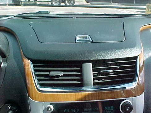 Used 2011 Chevrolet Malibu LT w/ Interface Package image 18