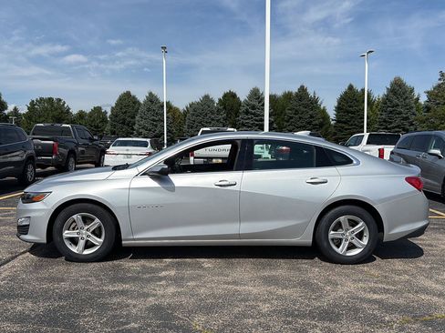 Used 2022 Chevrolet Malibu LT FWD image 28