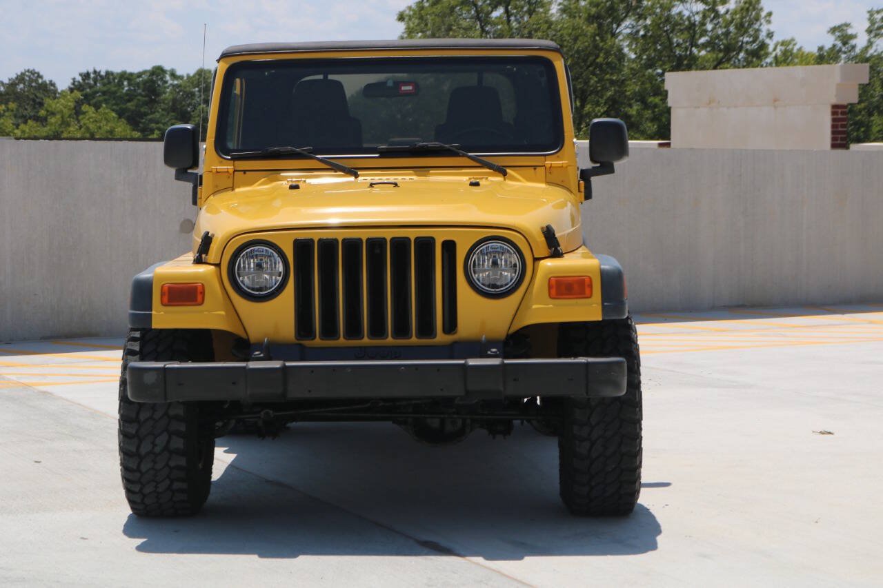Used 2004 Jeep Wrangler X w/ Convenience Group AWD/4WD image 23