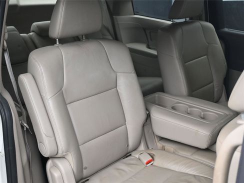 Used 2015 Honda Odyssey EX-L image 8