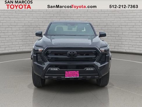 Used 2025 Toyota Tacoma SR5 image 2