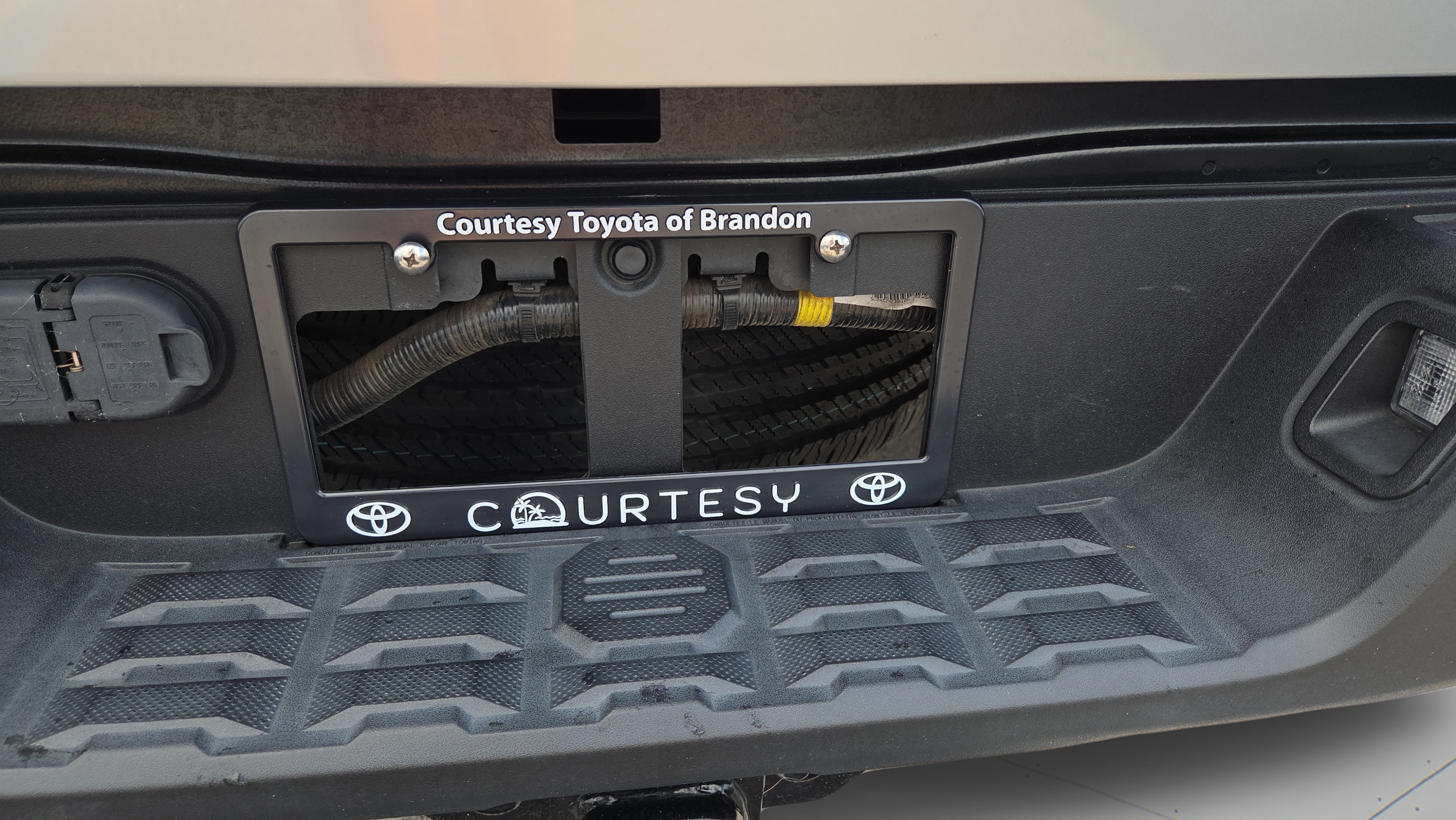 Certified 2022 Toyota Tacoma SR5 w/ Technology Package RWD image 6