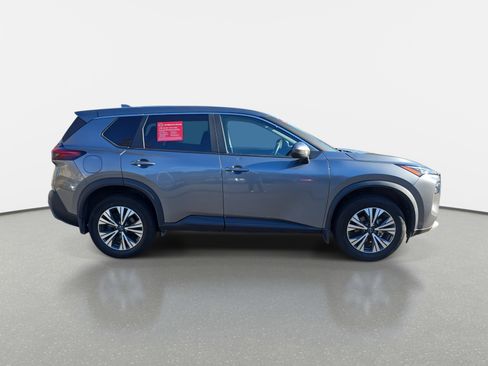 Certified 2023 Nissan Rogue SV image 4