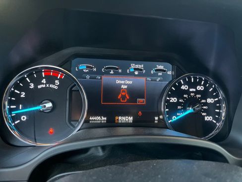 Used 2022 Ford F250 Lariat w/ Lariat Value Package image 10