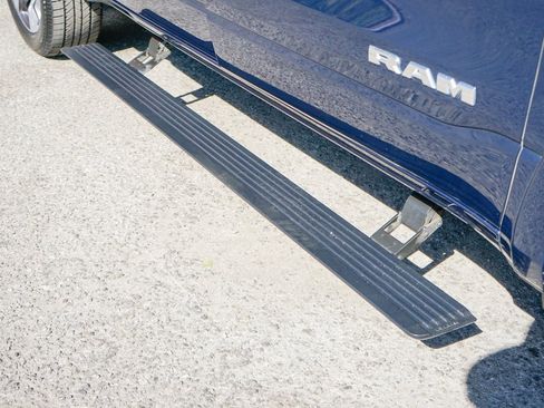 Used 2019 RAM 1500 Laramie image 49