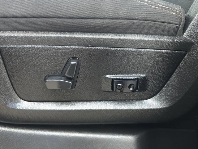 Certified 2025 RAM 2500 Big Horn AWD/4WD image 22