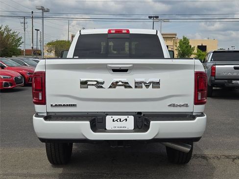Used 2026 RAM 2500 Laramie AWD/4WD image 16