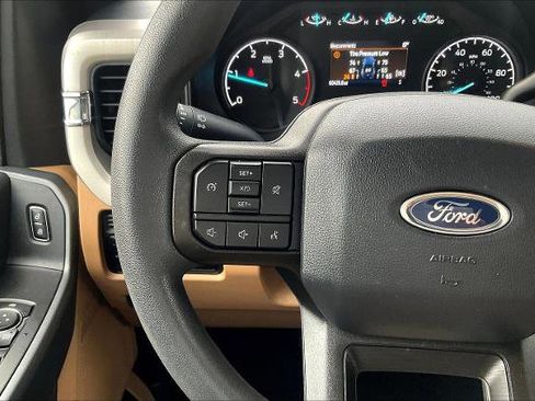 Certified 2024 Ford F350 XLT image 23