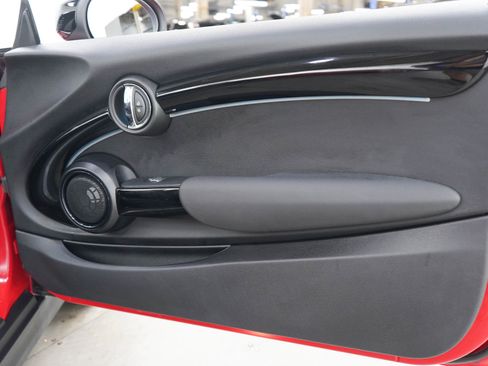 Used 2022 MINI Cooper S FWD image 11