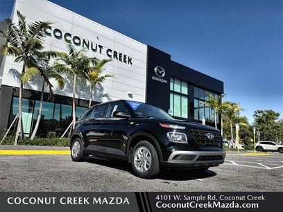 Used 2023 Hyundai Venue SE