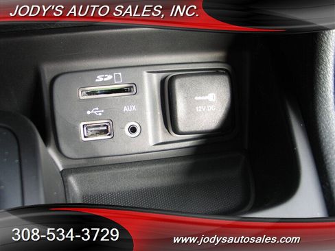 Used 2018 Jeep Cherokee Trailhawk image 19