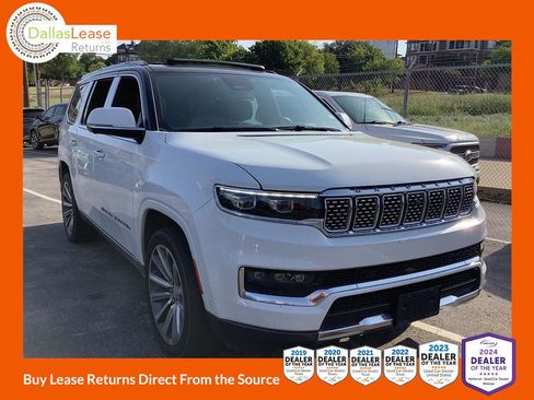 Used 2022 Jeep Grand Wagoneer Series II AWD/4WD image 1