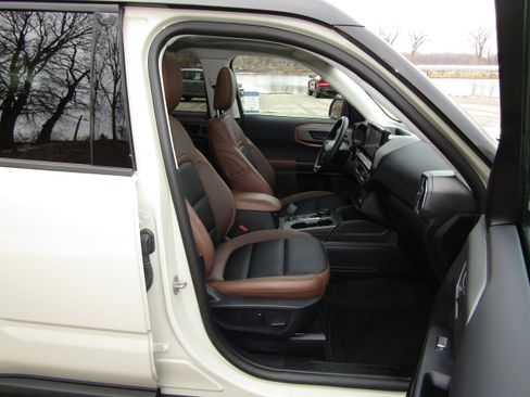 Used 2025 Ford Bronco Sport Outer Banks w/ Outer Banks Tech Package+ image 22