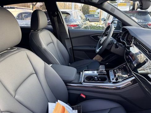 Used 2026 Audi Q8 Premium Plus AWD/4WD image 29