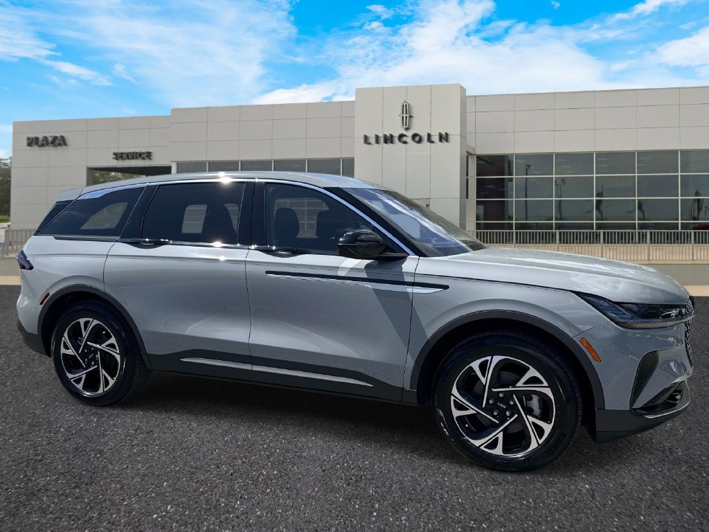 New 2026 Lincoln Nautilus Premier AWD/4WD image 1