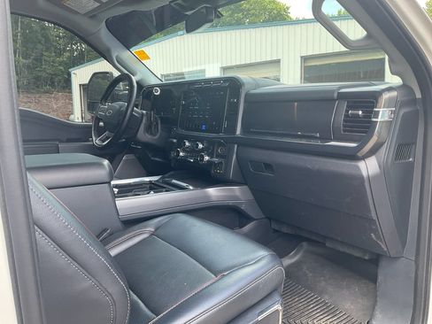 Used 2024 Ford F250 Lariat w/ Chrome Package AWD/4WD image 11