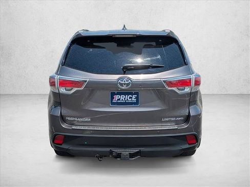 Used 2016 Toyota Highlander Limited Platinum AWD/4WD image 7