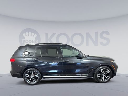 Used 2021 BMW X7 xDrive40i w/ M Sport Package AWD/4WD image 8