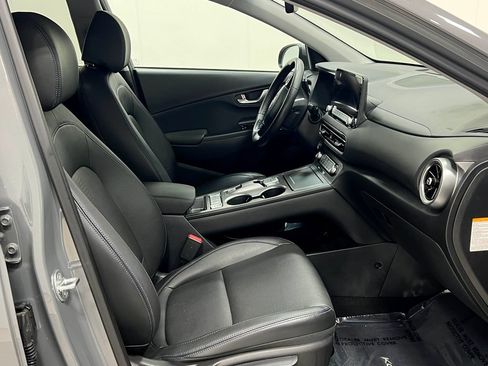 Used 2023 Hyundai Kona Limited FWD image 35