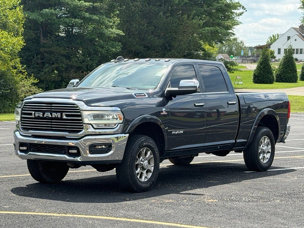 Used 2019 RAM 3500 Laramie AWD/4WD image 3