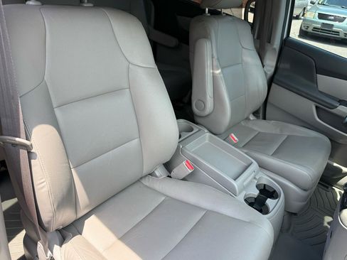 Used 2015 Honda Odyssey EX-L image 9